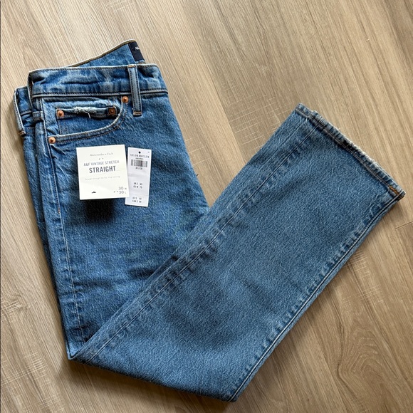 Abercrombie & Fitch Other - Abercrombie & Fitch Men’s Straight Jeans
